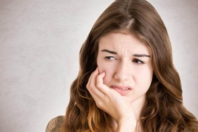 YOUR EMERGENCY GUIDE FOR TOOTHACHE