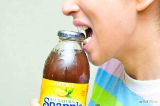 10 HABITS THAT ARE SECRETLY DAMAGING YOUR TEETH