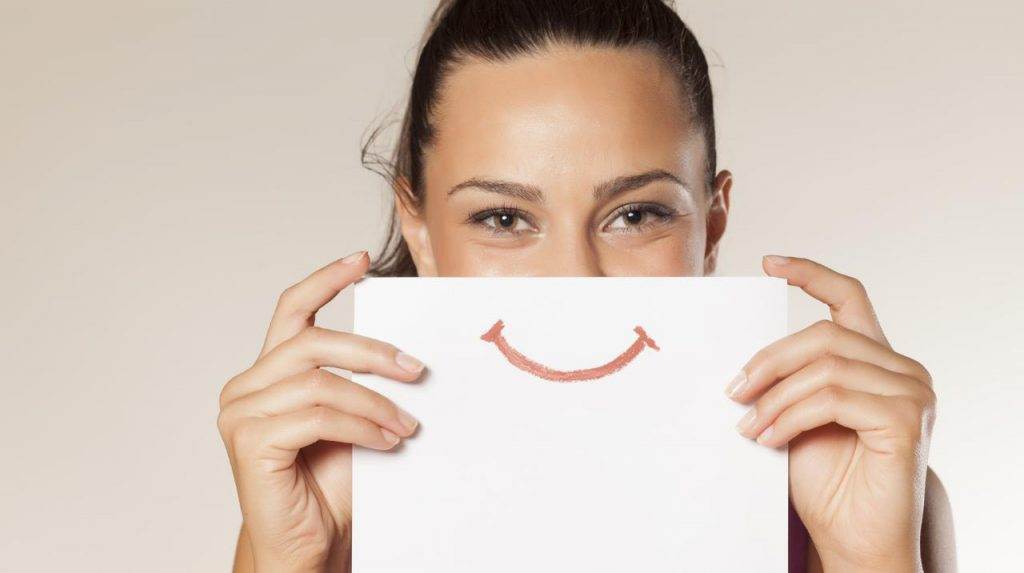 THE WORKING WOMAN'S GUIDE TO THE PERFECT SMILE!